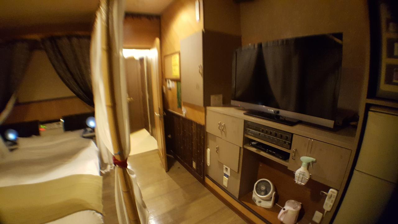 Hotel Vegas (Adults Only) Sapporo Bagian luar foto