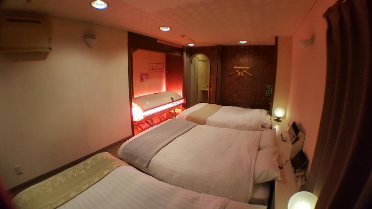 Hotel Vegas (Adults Only) Sapporo Bagian luar foto