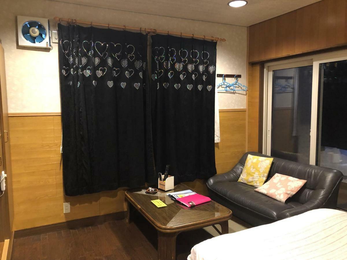 Hotel Vegas (Adults Only) Sapporo Bagian luar foto